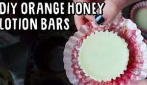 How to Make Orange and Honey Lotion Bar
